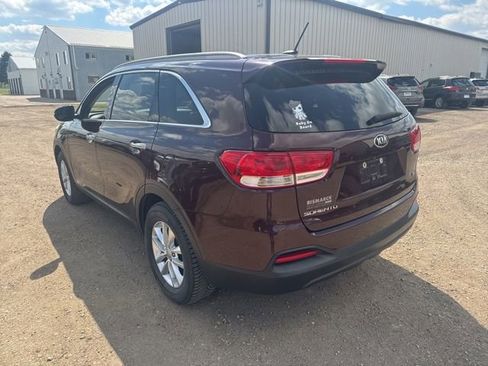 Used 2018 Kia Sorento LX AWD/4WD image 5