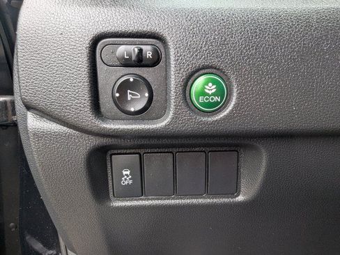 Used 2017 Honda Pilot EX-L image 18