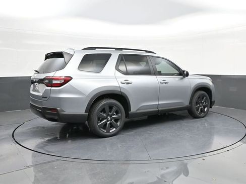 New 2026 Honda Pilot Sport image 12