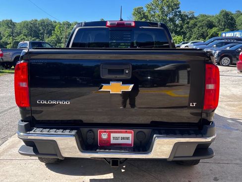 Used 2015 Chevrolet Colorado LT w/ Luxury Package AWD/4WD image 5