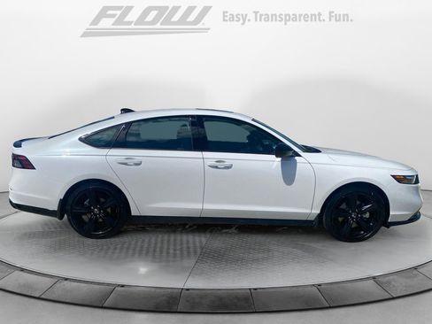 Used 2025 Honda Accord Sport image 10