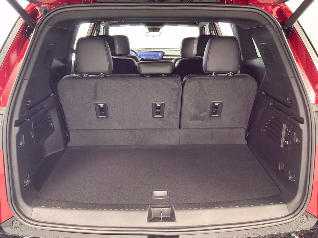 New 2026 Buick Enclave Sport Touring w/ Power Package AWD/4WD image 31