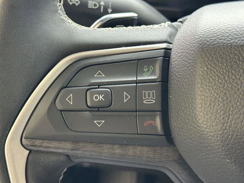 Used 2022 Jeep Grand Cherokee Limited 4xe image 24