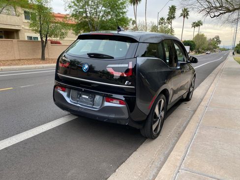 Used 2018 BMW i3 image 8