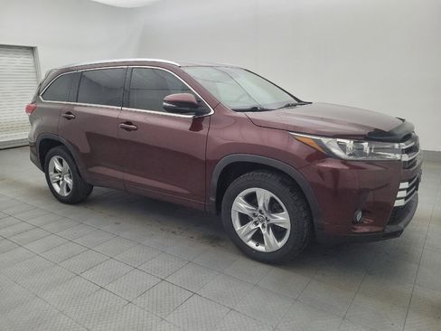 Used 2017 Toyota Highlander Limited image 11