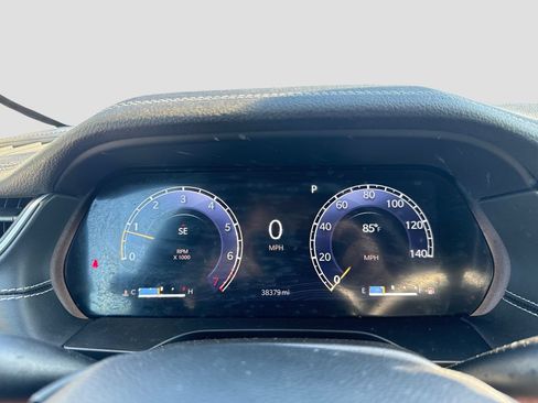 Used 2023 Jeep Grand Cherokee Limited AWD/4WD image 20