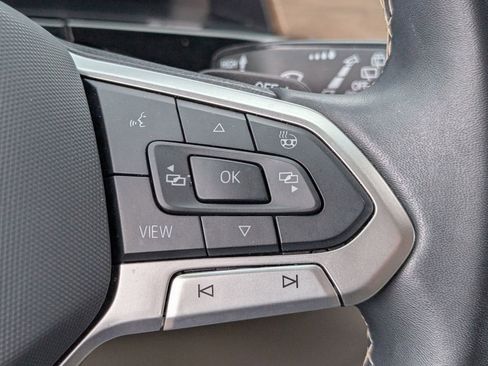 Used 2024 Volkswagen Atlas SE FWD image 21