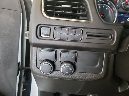 Used 2021 Chevrolet Tahoe LT RWD image 21