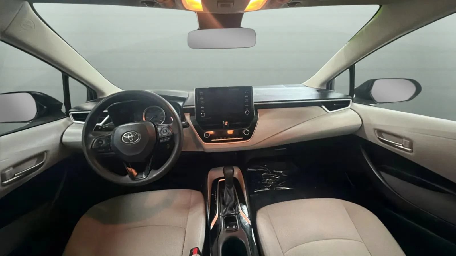 Used 2020 Toyota Corolla LE w/ Carpet Mat Package (TMS) FWD image 9