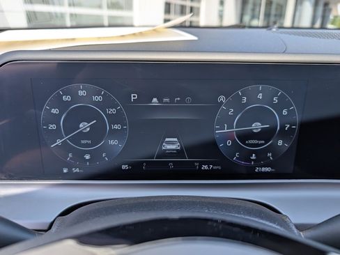 Used 2024 Kia Seltos EX image 22