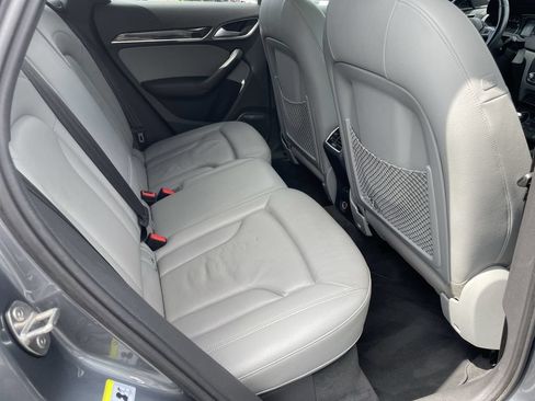 Used 2016 Audi Q3 2.0T Prestige w/ Prestige Package AWD/4WD image 25
