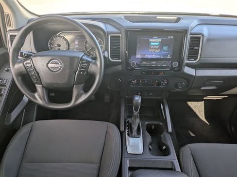Used 2024 Nissan Frontier SV w/ Technology Package RWD image 31
