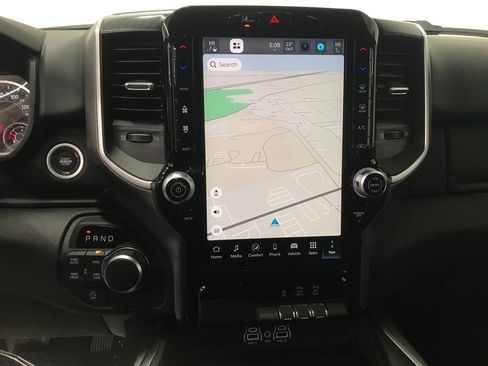 New 2026 RAM 1500 4x4 Crew Cab image 21