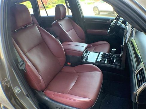 Used 2020 Lexus GX 460 Premium image 26