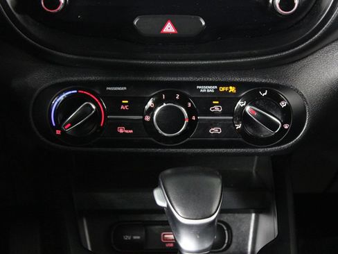 Used 2020 Kia Soul X-Line FWD image 21