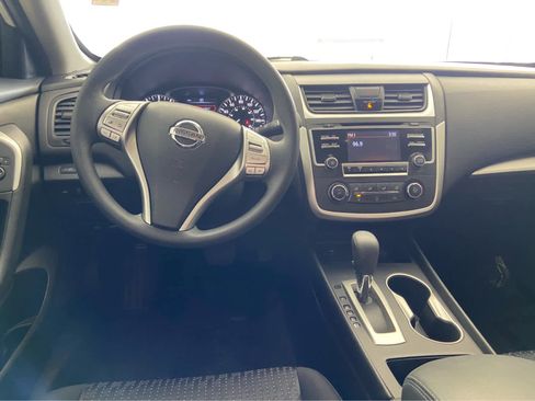 Used 2016 Nissan Altima 2.5 S w/ Power Driver Seat Package image 17