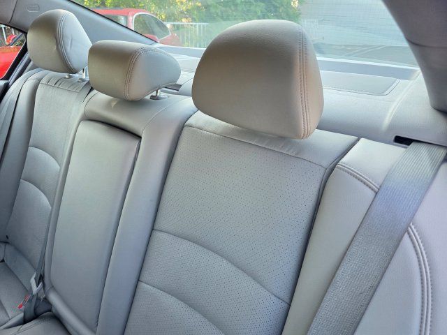 Used 2016 Honda Accord EX-L image 12