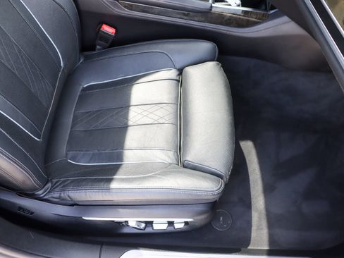 Used 2017 BMW 750i xDrive AWD/4WD image 22