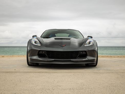 Used 2017 Chevrolet Corvette Grand Sport image 3