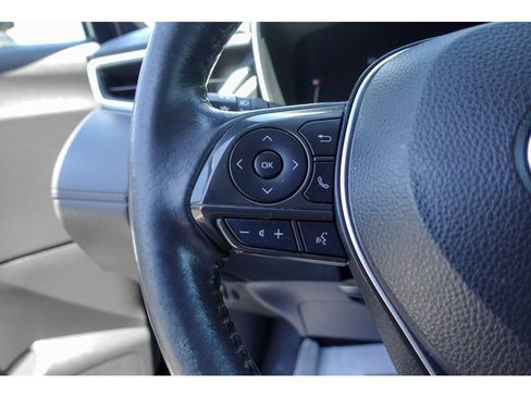 Certified 2023 Toyota Corolla Cross XLE FWD image 17