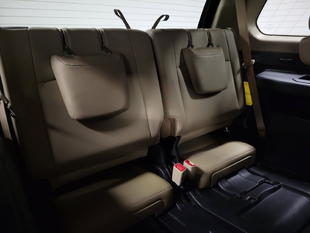 Used 2016 Toyota 4Runner SR5 Premium RWD image 32