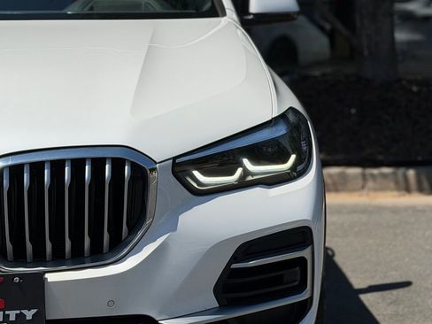 Used 2023 BMW X5 xDrive40i AWD/4WD image 5