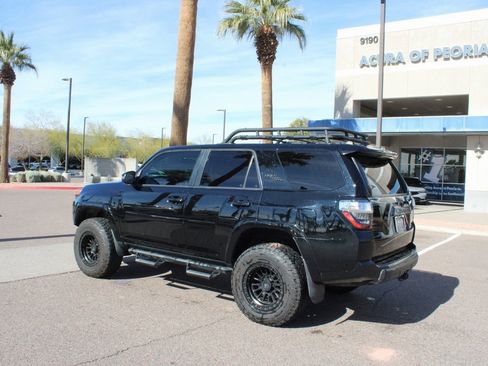 Used 2019 Toyota 4Runner TRD Off-Road Premium image 3