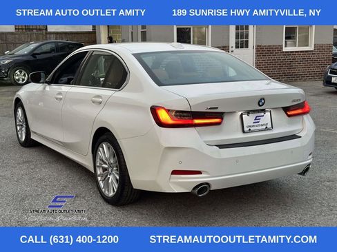 Used 2024 BMW 330i xDrive Sedan w/ Premium Package image 9