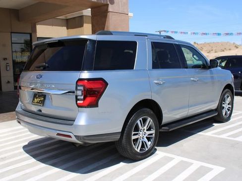 Used 2024 Ford Expedition Limited AWD/4WD image 8