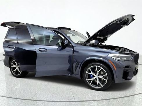 Used 2022 BMW X5 sDrive40i w/ M Sport Package RWD image 11