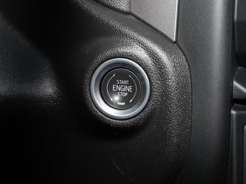 Used 2022 Chevrolet Silverado 1500 Custom image 28