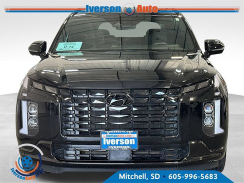 Used 2025 Hyundai Palisade Calligraphy AWD/4WD image 2