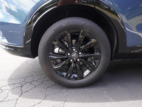 Used 2025 Buick Envista Sport Touring w/ Convenience I Package FWD image 29