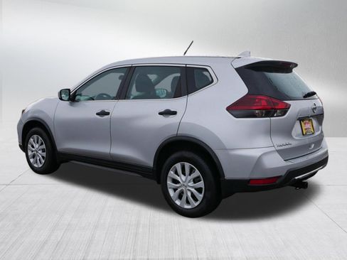 Used 2018 Nissan Rogue S AWD/4WD image 5