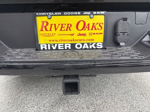 New 2026 RAM 1500 4x4 Crew Cab image 8