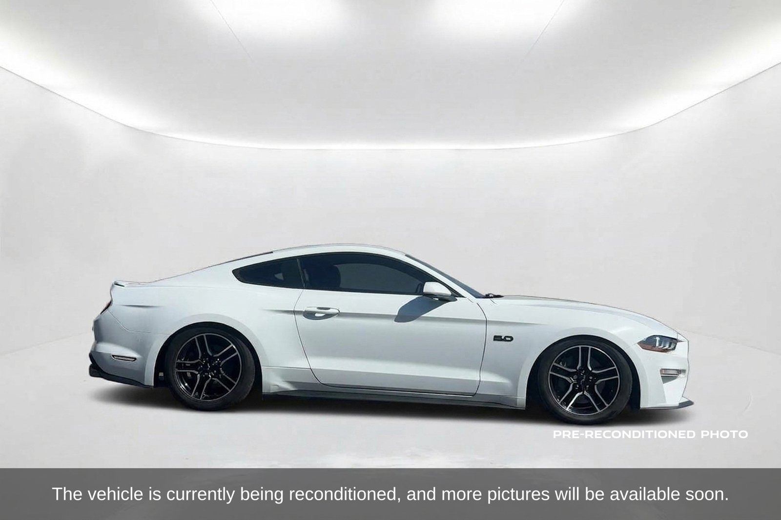 Used 2022 Ford Mustang GT w/ Equipment Group 301A RWD image 4