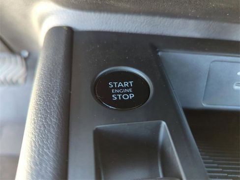 New 2026 Nissan Kicks S image 37