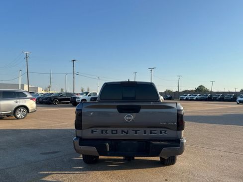 Certified 2022 Nissan Frontier SV w/ Technology Package AWD/4WD image 20
