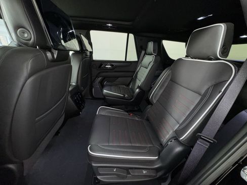 New 2026 GMC Yukon AT4 Ultimate AWD/4WD image 25