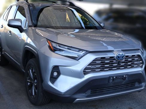 Used 2023 Toyota RAV4 Limited AWD/4WD image 12
