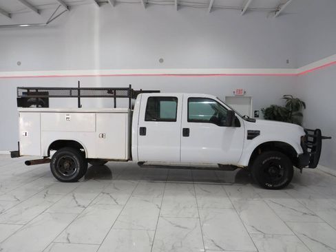 Used 2009 Ford F350 XL AWD/4WD image 2