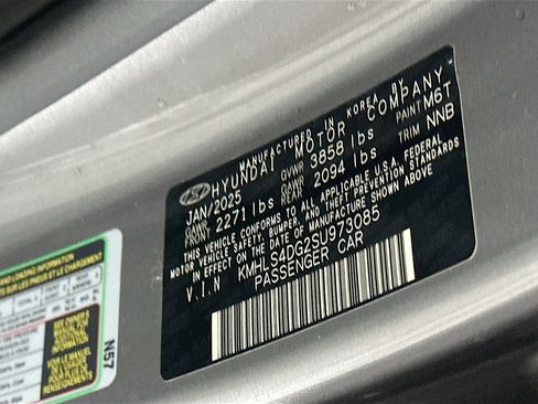 Used 2025 Hyundai Elantra SEL FWD image 12