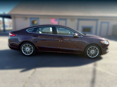 Used 2013 Ford Fusion SE image 8