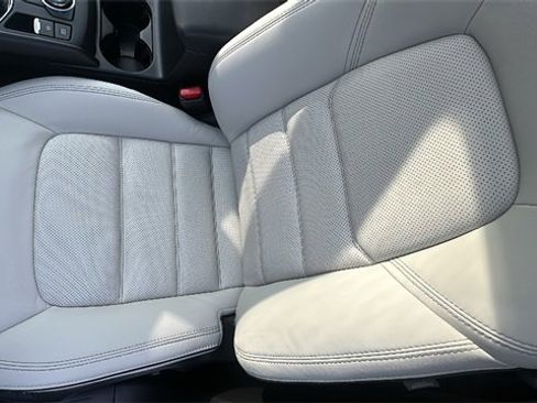 Certified 2025 MAZDA CX-5 AWD 2.5 S w/ Preferred Package image 23