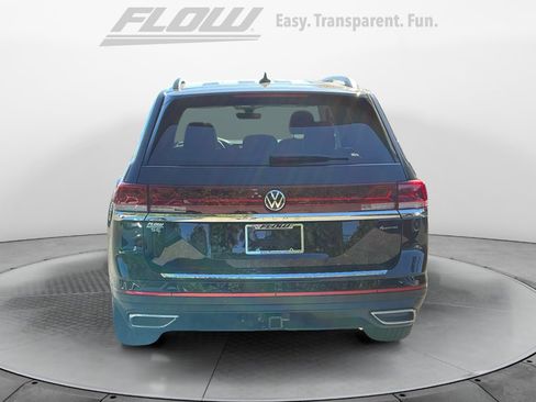 New 2026 Volkswagen Atlas SE image 6