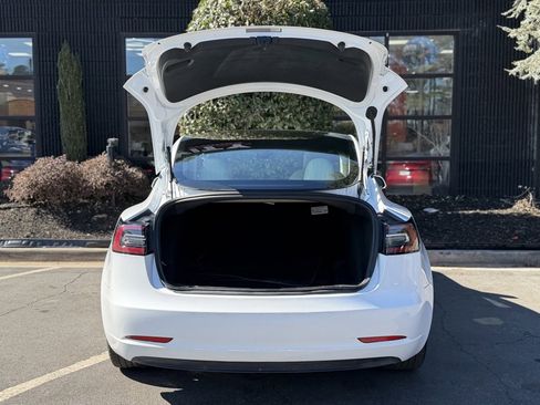 Used 2020 Tesla Model 3 Long Range image 17