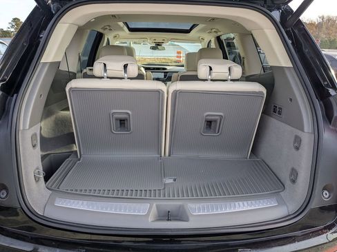 Certified 2024 Cadillac XT6 Premium Luxury w/ LPO, Floor Liner Package image 24