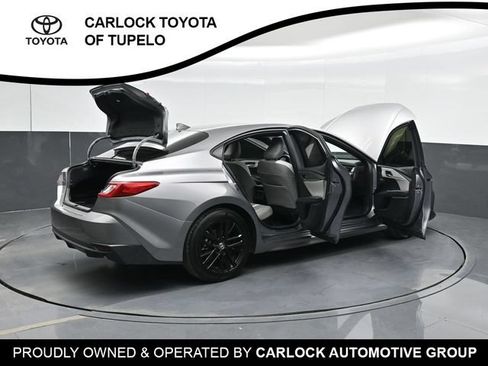 Used 2025 Toyota Camry SE w/ Convenience Package FWD image 55