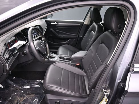 Used 2021 Volkswagen Jetta S image 19