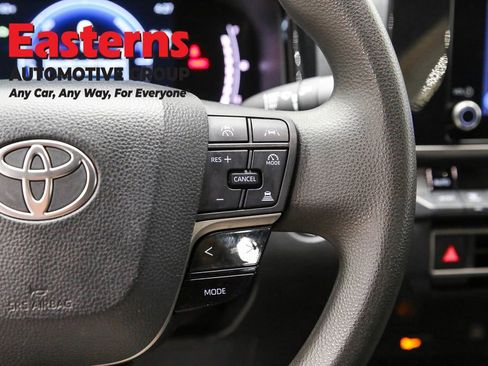 Used 2025 Toyota Camry LE FWD image 16